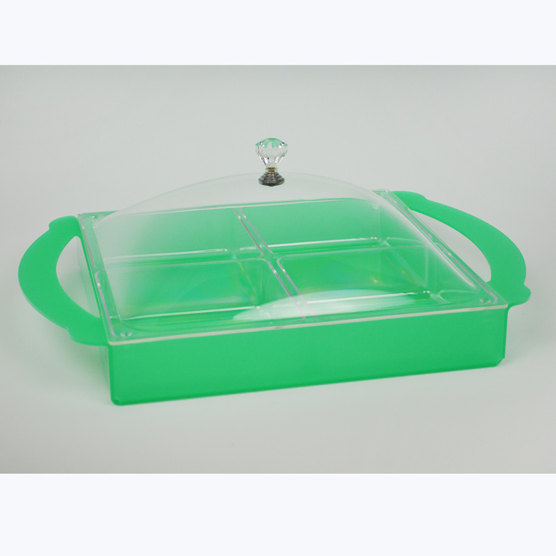 TRAY WITH A COVER